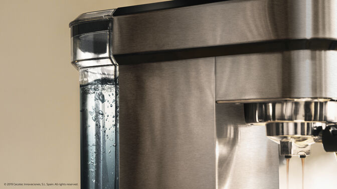 Cafetera Expresso Cecotec Cafelizzia 790 Steel Pro image number 9