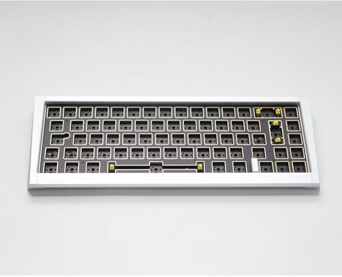 Kit de teclado DYI Ducky Outlaw 65 Gris (ES) image number 4