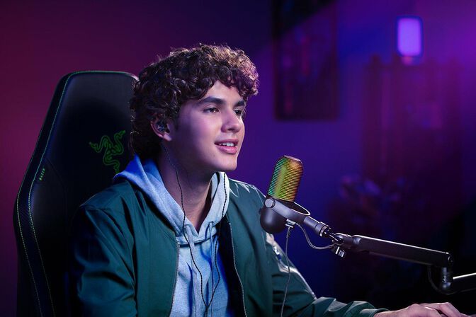 Micr&oacute;fono Razer Seiren V3 Chroma image number 10