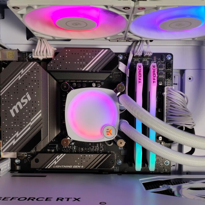 Ordenador King Mod Gamer-PC Intel i7 14700F 32GB DDR5 1TB RTX 5070 WiFi W11 image number 7