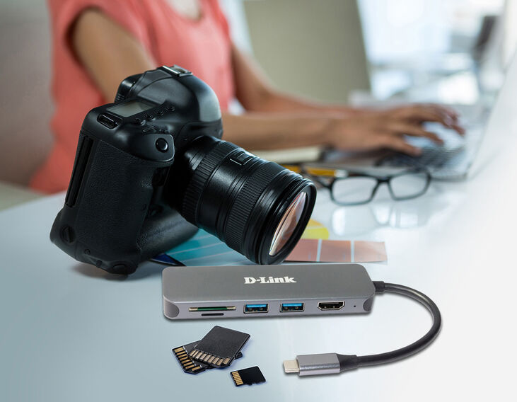 HUB USB D-Link USB-C Macho > 2 x USB 3.0 (SS) + 1 x HDMI (4K Ready) + 1 x USB-C (PD60W) + Leitor de Cartões image number 4