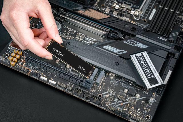 SSD Crucial P3 Plus 1TB Gen4 M.2 NVMe 2280 (5000/3600MB/s)