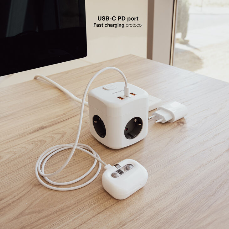 Cubo Nanocable con 3 Tomas y 3 USB con interruptor Blanco image number 6