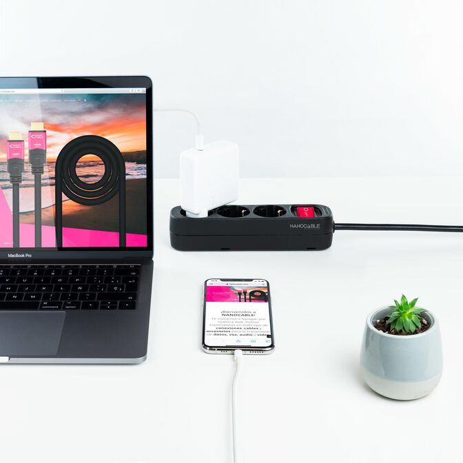 Regleta Nanocable 3 Tomas c/ switch 1.4 M Negro image number 3