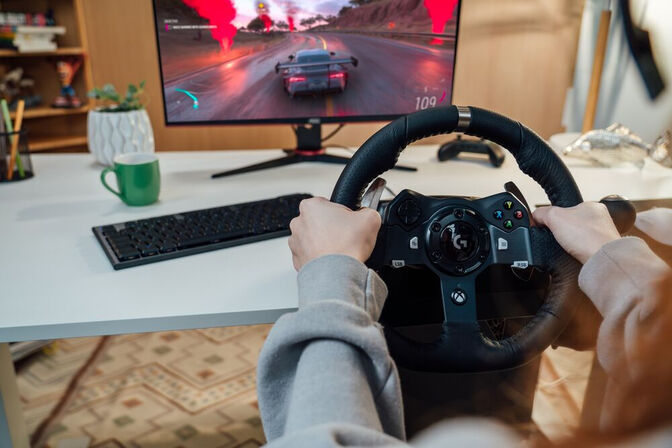 Volante Logitech G923 TrueForce Racing Wheel + Driving Force Shifter Xbox Series X|S/Xbox One/PC image number 12