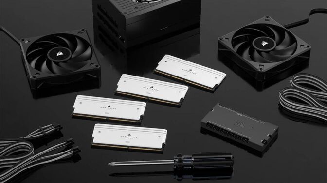 Corsair Kit 32GB (2 x 16GB) DDR5 7200MHz Dominator Titanium RGB White CL34 image number 2