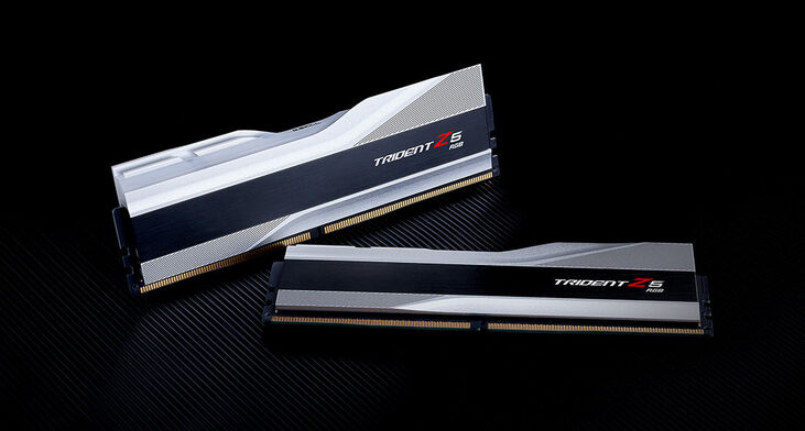G.Skill Kit 32GB (2 x 16GB) DDR5 6000MHz Trident Z5 RGB CL40 Silver- F5-6000J4040F16GX2-TZ5RS image number 5