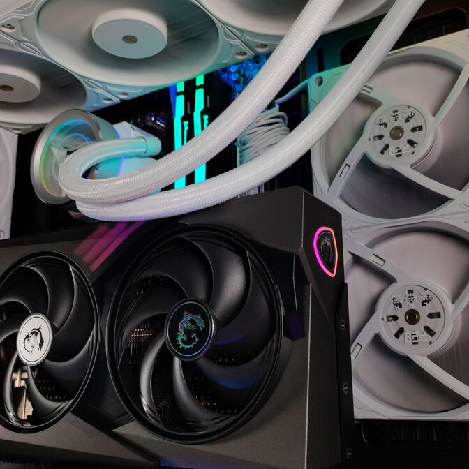 Ordenador King Mod Gamer-PC HYTE Ryzen 9 9900X 64GB DDR5 1TB RTX 5070 WiFi W11 image number 8