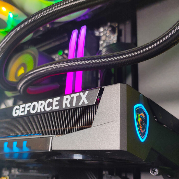 Ordenador King Mod Gamer-PC x iCUE Ryzen 7 9700X 32GB DDR5 1TB RTX 5070 WiFi W11 image number 7